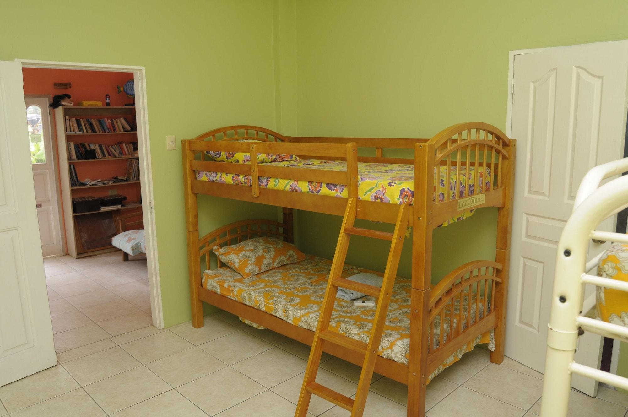 Fish Tobago Guesthouse Buccoo Εξωτερικό φωτογραφία
