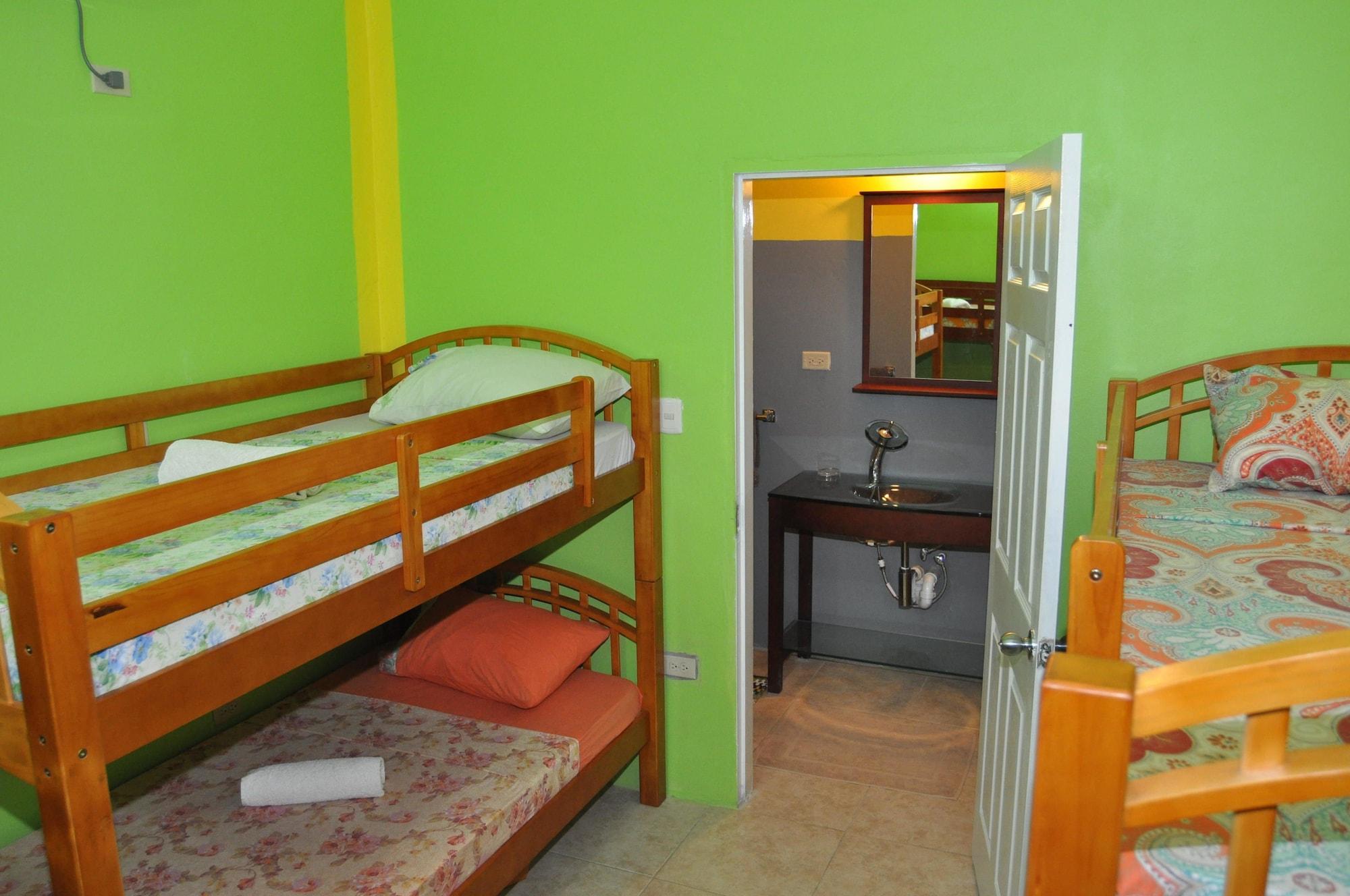 Fish Tobago Guesthouse Buccoo Εξωτερικό φωτογραφία