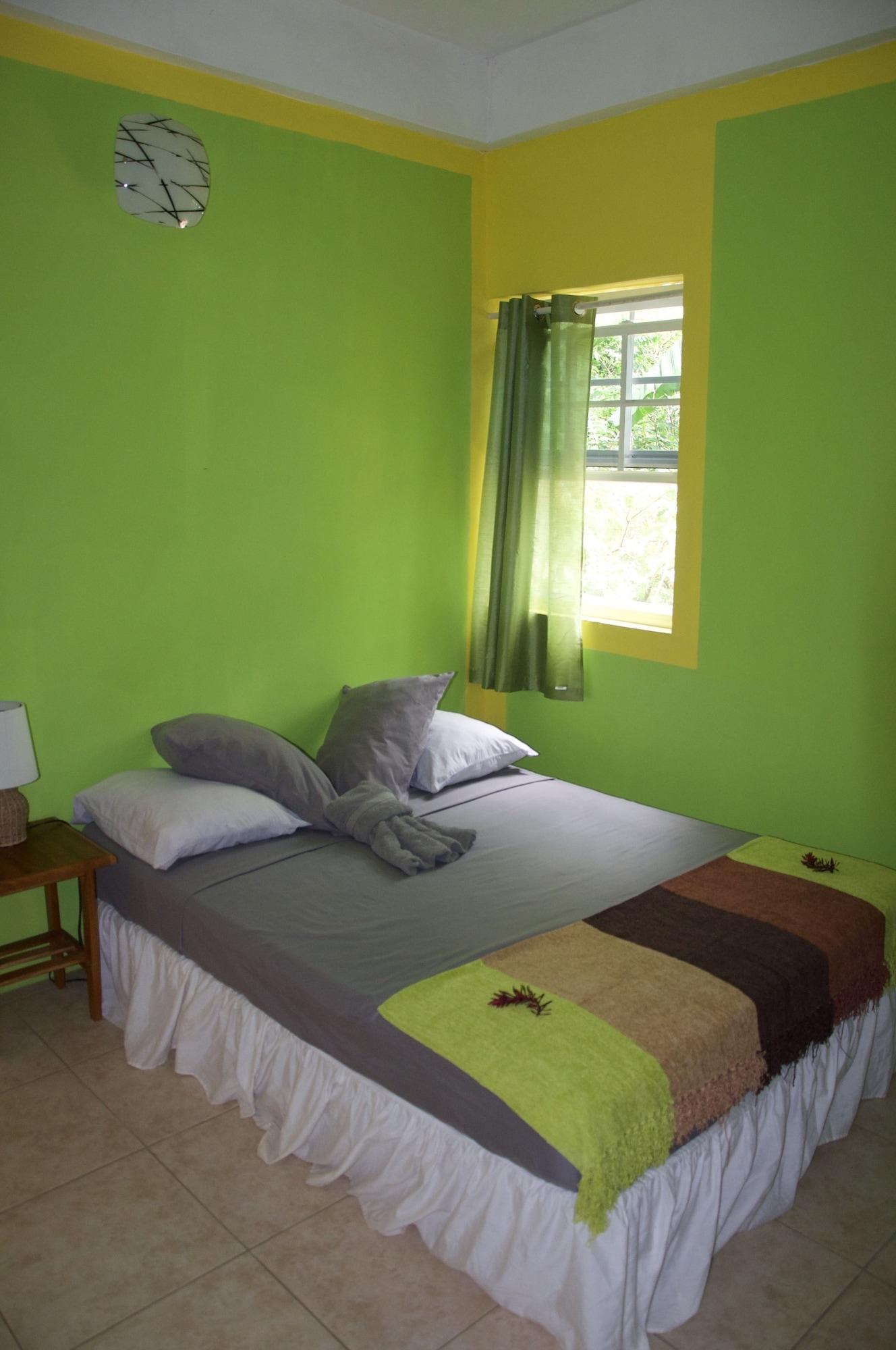 Fish Tobago Guesthouse Buccoo Εξωτερικό φωτογραφία