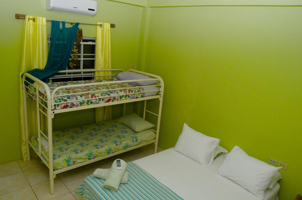 Fish Tobago Guesthouse Buccoo Εξωτερικό φωτογραφία